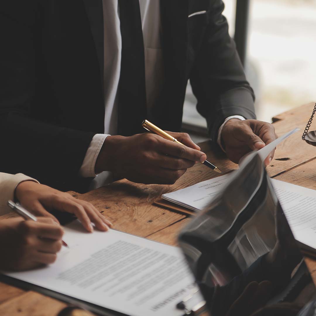 Shark Lawyers for Men - Exceptional Divorce Lawyer in Bridgeview IL - Protecting Your Legal Rights